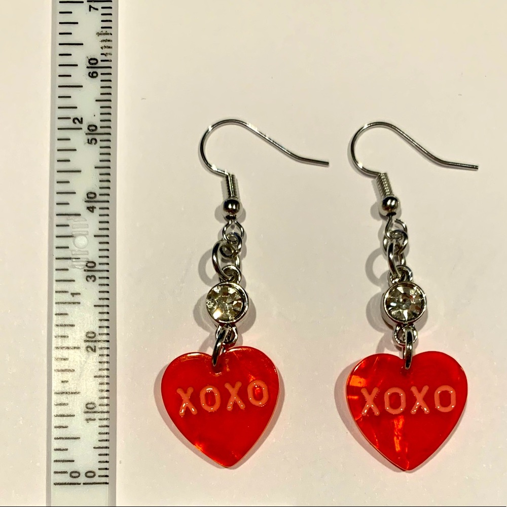 XOXO 💋 ❤️ dangle heart earrings - Picture 3 of 5